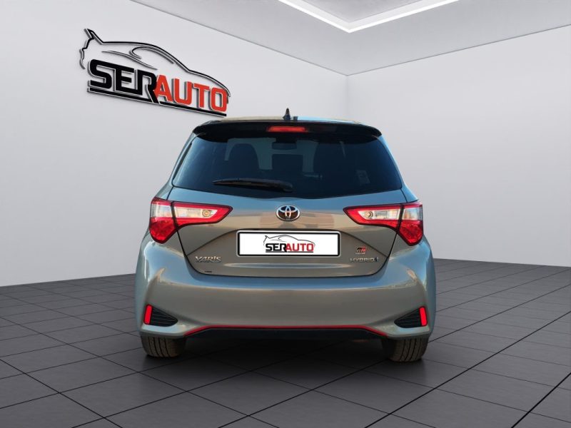 TOYOTA YARIS III HYBRID 100H GR SPORT