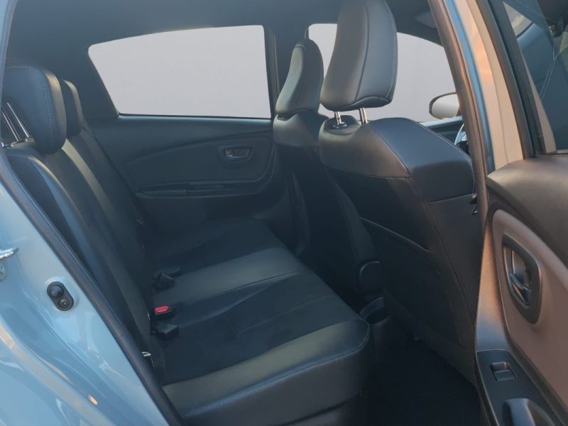 TOYOTA YARIS III HYBRID 100H GR SPORT
