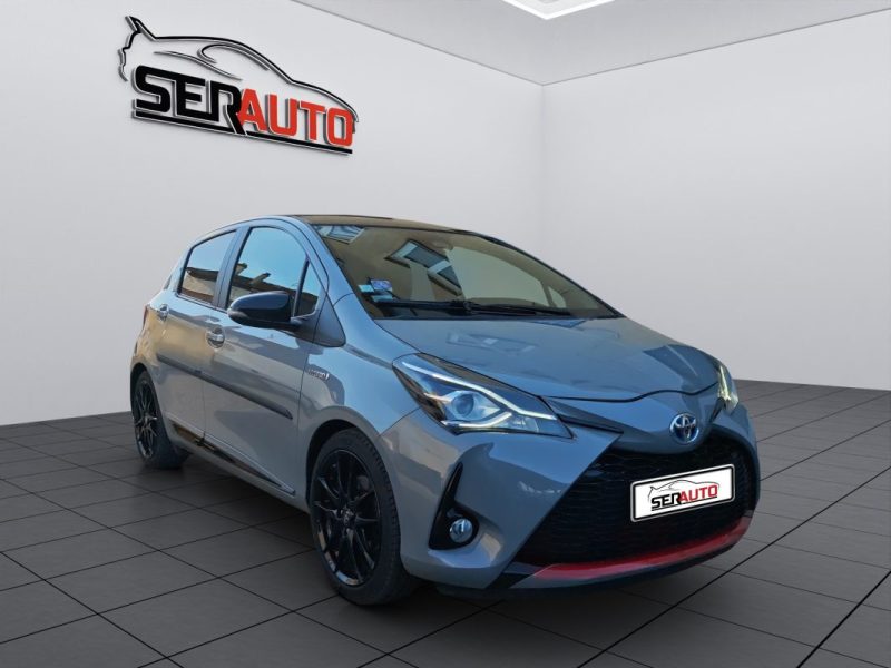 TOYOTA YARIS III HYBRID 100H GR SPORT