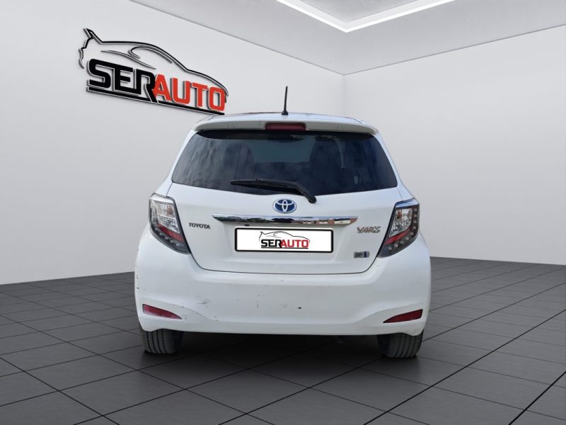 TOYOTA YARIS III HYBRID 100H STYLE