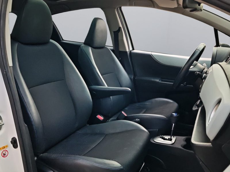 TOYOTA YARIS III HYBRID 100H STYLE