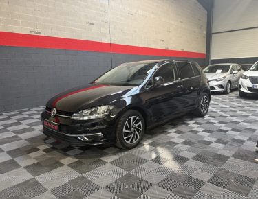 VOLKSWAGEN GOLF VII 1.6 TDI CONNECT TOIT OUVRANT / ATTELAGE 115CH