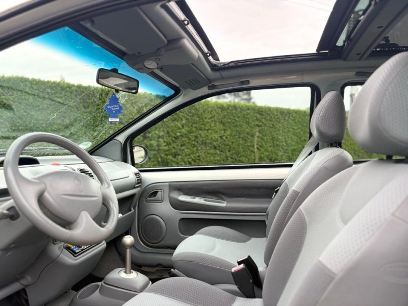 ✅ Magnifique RENAULT TWINGO 1.2 16V Luxe Privilège 75CH Toit Panoramique / Radar de recul