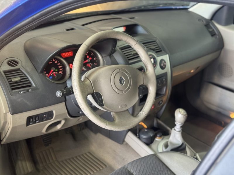 RENAULT MEGANE CONFORT EXPRESSION 1.9 DCI 120 2003