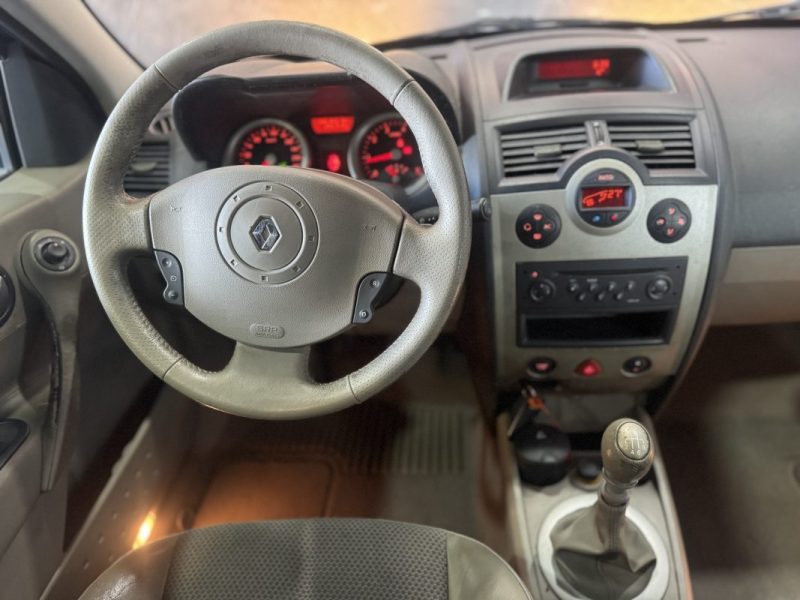 RENAULT MEGANE CONFORT EXPRESSION 1.9 DCI 120 2003