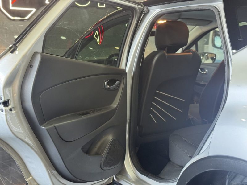 RENAULT CAPTUR 1.5 DCI 90CH STOP&START ENERGY LIFE ECO² 2015