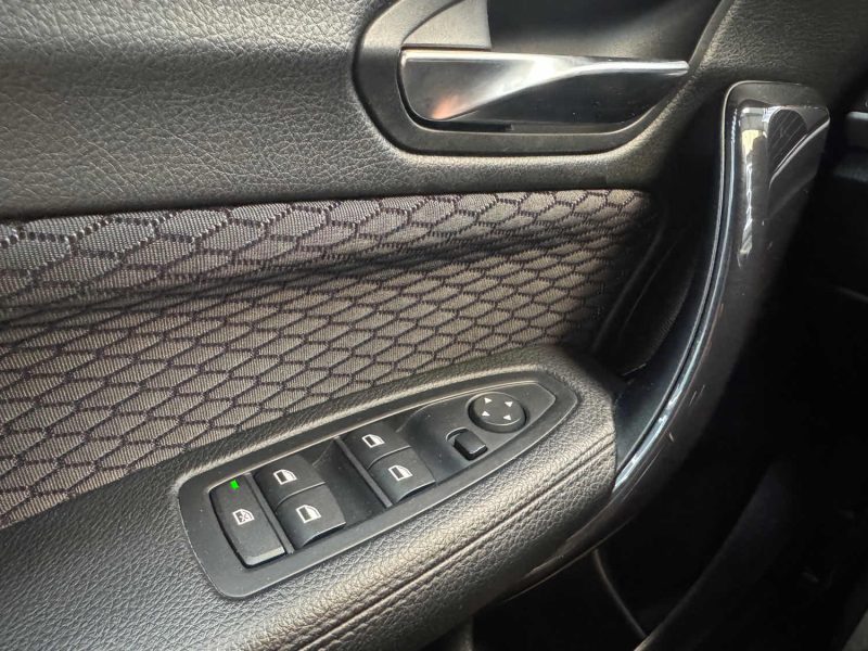 B.M.W. SERIE 1 120D 184ch M SPORT 5P GARANTIE 12 MOIS HISTORIQUE COMPLET SUPER ETAT