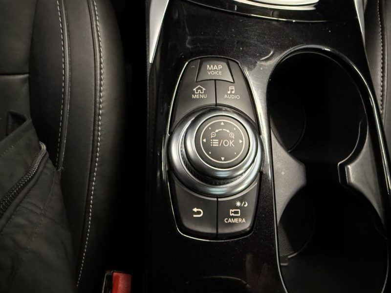 INFINITI Q30 2.2 d 170 ch Sport DCT7 Euro6d-T