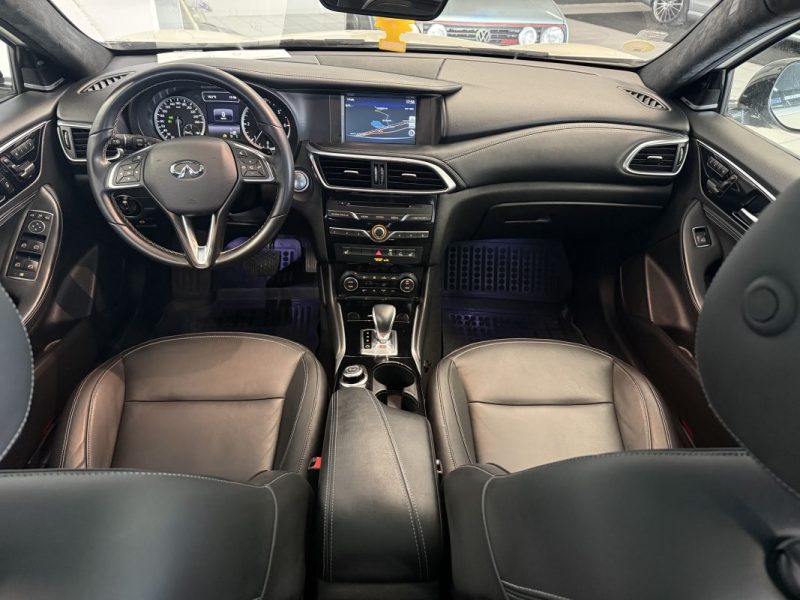 INFINITI Q30 2.2 d 170 ch Sport DCT7 Euro6d-T