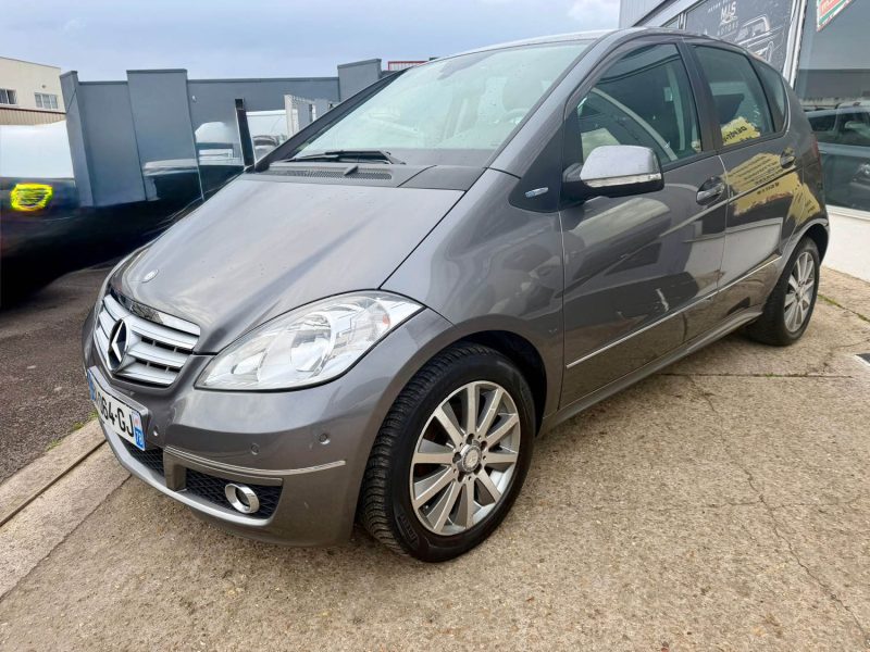 MERCEDES CLASSE A 1.5 A 160 2011