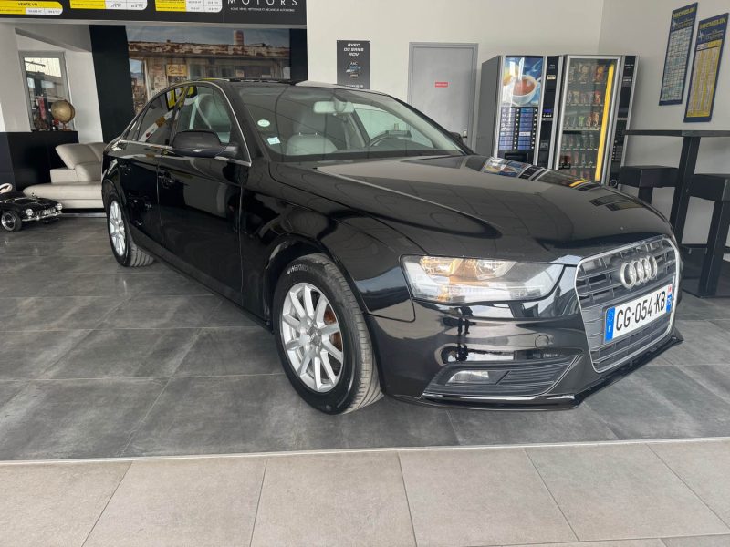 AUDI A4 2.0 TDI 1968CM3 143CV  2012