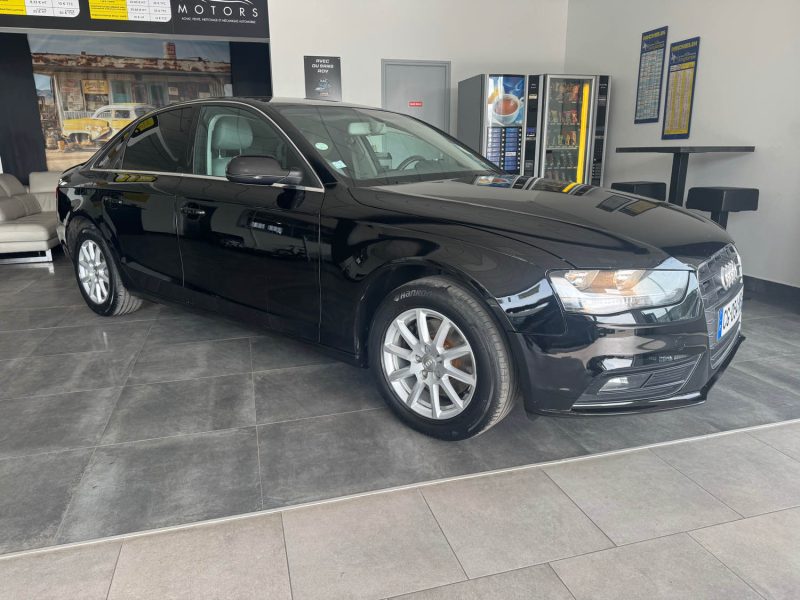 AUDI A4 2.0 TDI 1968CM3 143CV  2012