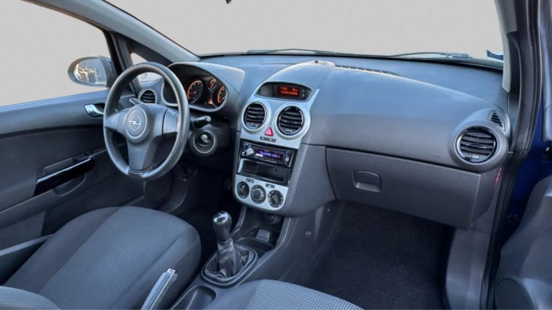 OPEL CORSA 1.2 TWINPORT 80 ESSENTIA BC 2011