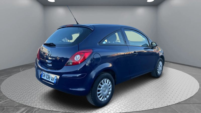 OPEL CORSA 1.2 TWINPORT 80 ESSENTIA BC 2011
