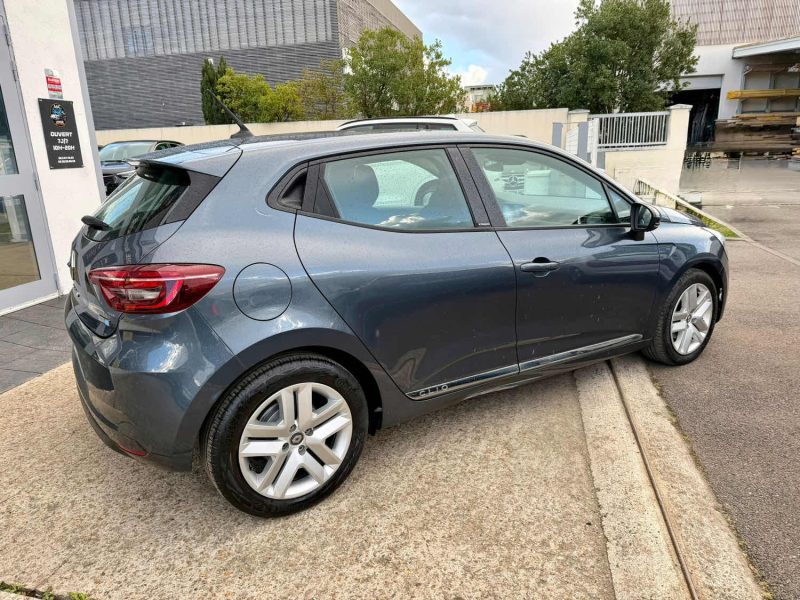 RENAULT CLIO V 1.6 E-TECH 140CH LIMITED -21 2021