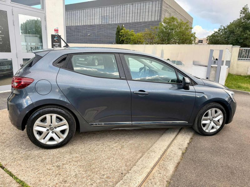 RENAULT CLIO V 1.6 E-TECH 140CH LIMITED -21 2021