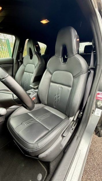 NISSAN JUKE HYBRID 1.6 143ch TEKNA APPLE CAR PLAY / SIÈGES CHAUFFANT / PACK BOSE