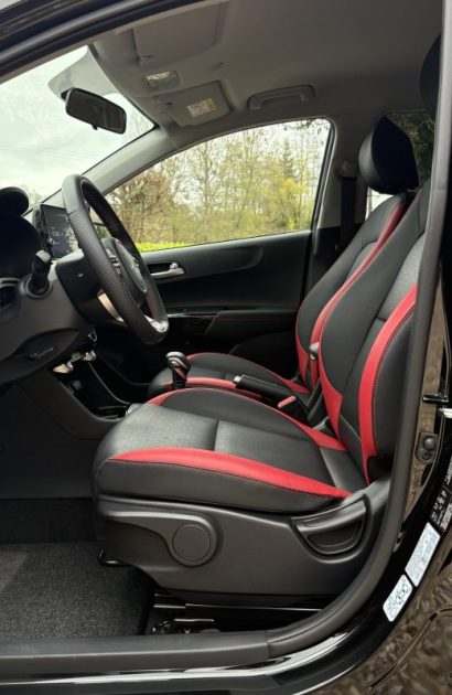 KIA PICANTO 84ch GT LINE PREMIUM APPLE CAR PLAY / FEUX AUTOMATIQUE / CHARGEUR INDUCTION 