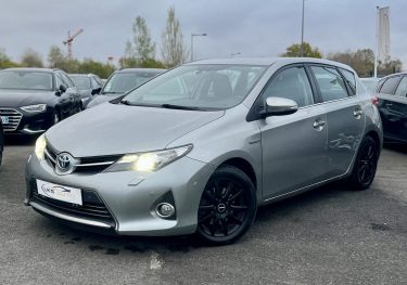 TOYOTA AURIS 1.8 HYBRID 136h DYNAMIC BUSINESS