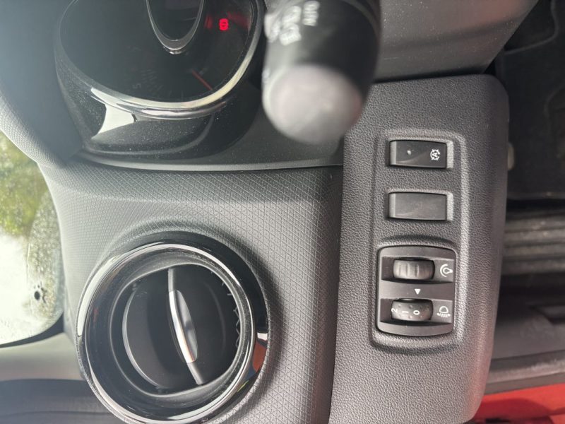 RENAULT CLIO IV 1.2 TCE 120CH ENERGY INTENS 2018