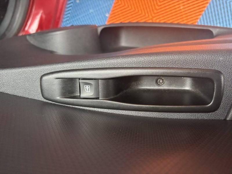 RENAULT CLIO IV 1.2 TCE 120CH ENERGY INTENS 2018