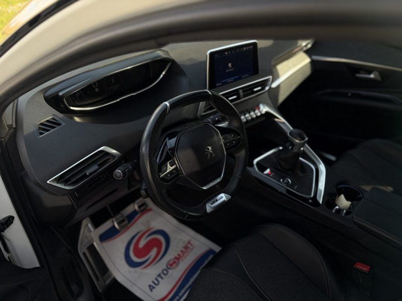 PEUGEOT 3008 1.2 i 130 cv GT Line