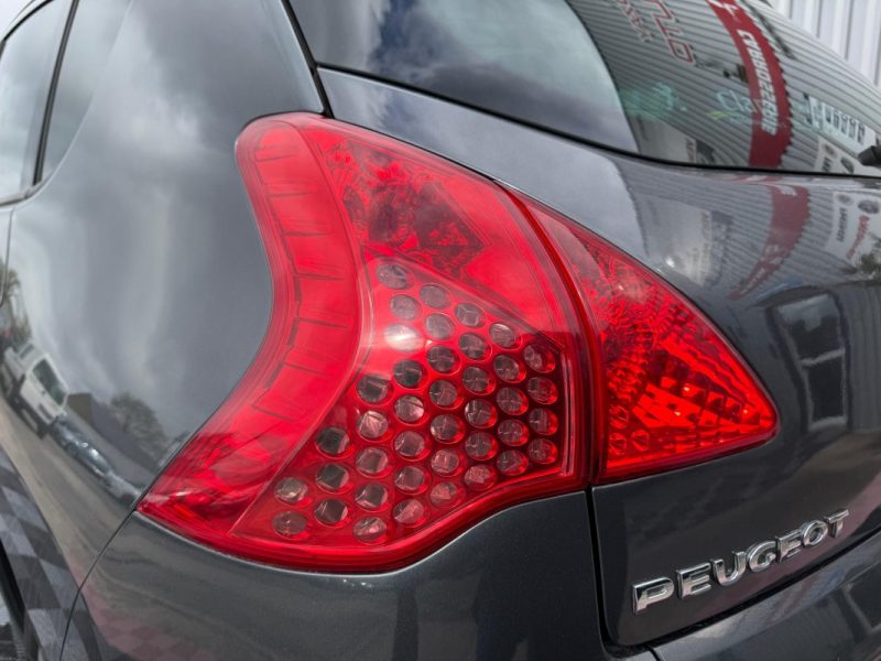 PEUGEOT 3008 1.6 HDI  109CV 