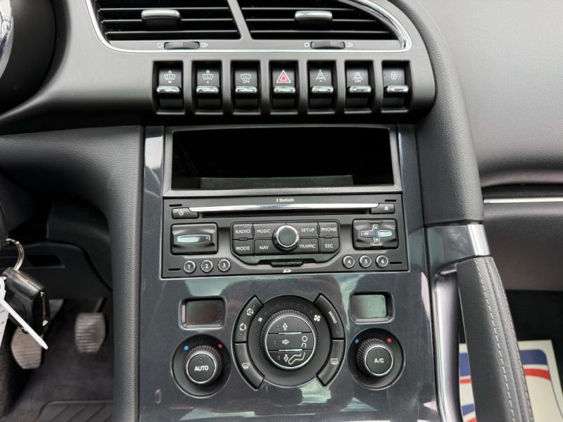 PEUGEOT 3008 1.6 HDI  109CV 
