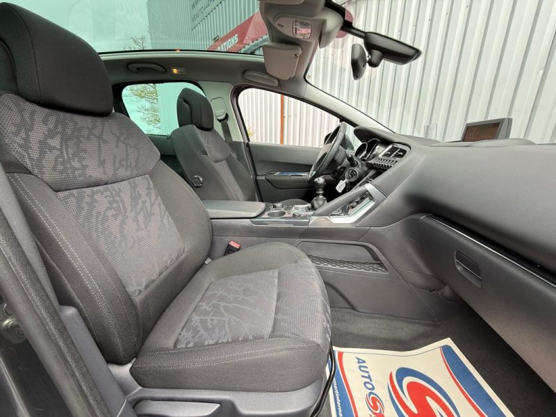 PEUGEOT 3008 1.6 HDI  109CV 