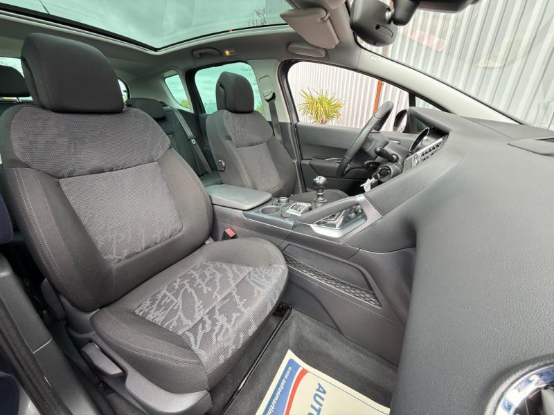 PEUGEOT 3008 1.6 HDI  109CV 