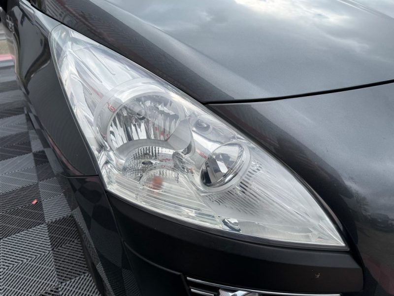 PEUGEOT 3008 1.6 HDI  109CV 