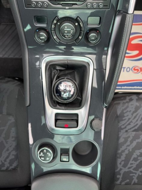 PEUGEOT 3008 1.6 HDI  109CV 