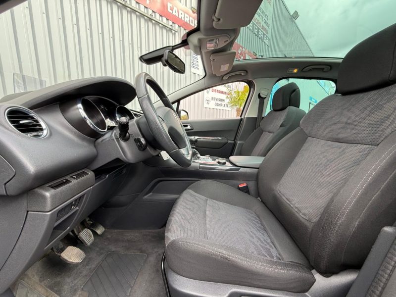 PEUGEOT 3008 1.6 HDI  109CV 