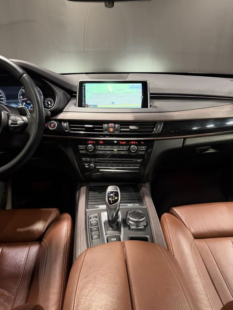 BMW X5 M50D 2015