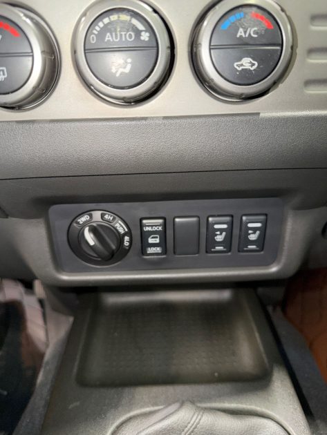 NISSAN NAVARA 2.5DCI 174 4X4 DOUBLE CAB CONFORT  2007