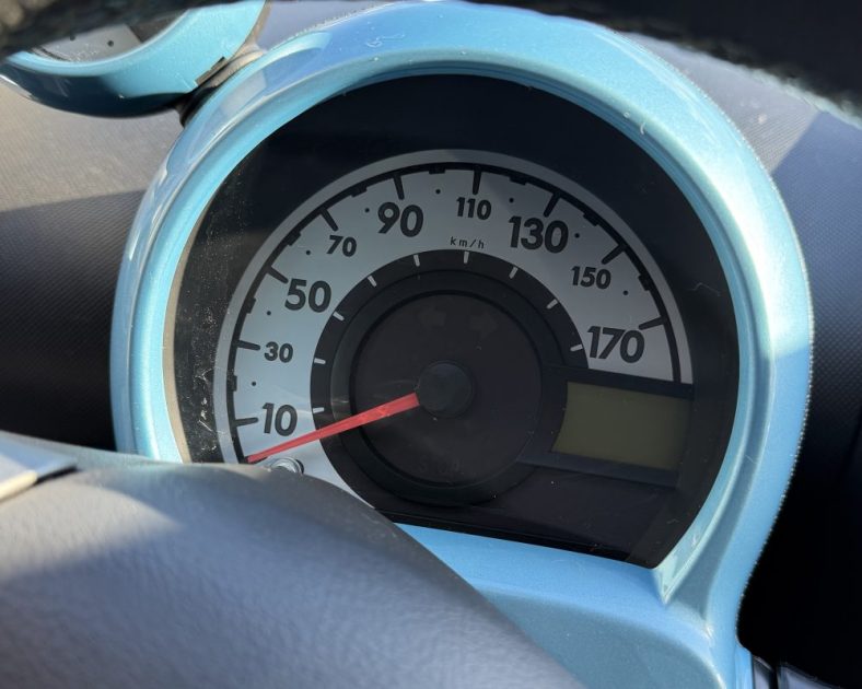 TOYOTA AYGO 1.0 VVT-i Dynamic - ENTRETIEN COMPLET - FAIBLE KILOMETRAGE - Économique