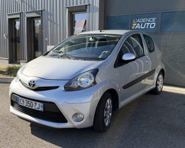 TOYOTA AYGO 1.0 VVT-i Dynamic - FAIBLE KILOMETRAGE