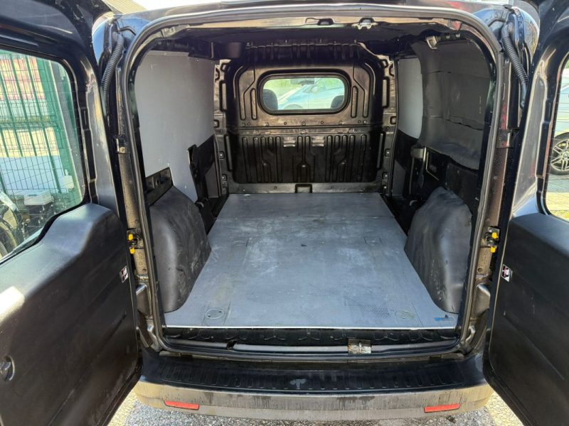 FIAT DOBLO 1.4l CARGO MAXI 95CV 2015