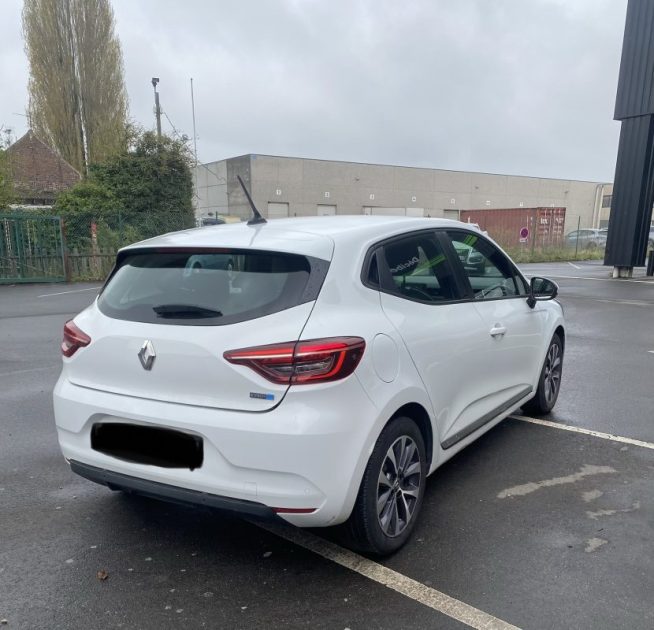 RENAULT CLIO V 1.6 E-TECH HYBRIDE BOITE AUTO  2021