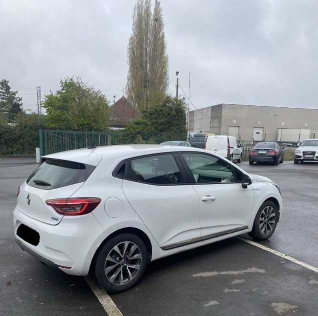 RENAULT CLIO V 1.6 E-TECH HYBRIDE BOITE AUTO  2021