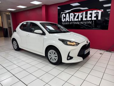 TOYOTA YARIS 4 BERLINE 116cv DYNAMIC BUSINESS/1 ERE MAIN/TVA RECUPERABLE