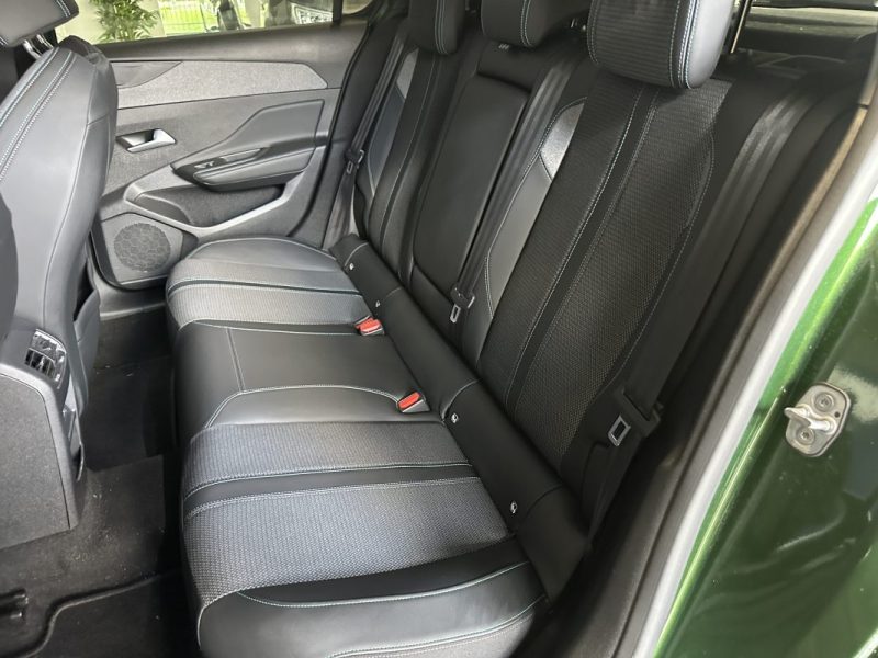PEUGEOT 308 1.2 I 131 CH BVM6 ALLURE PACK /1ER MAIN / CAR PLAY 2022