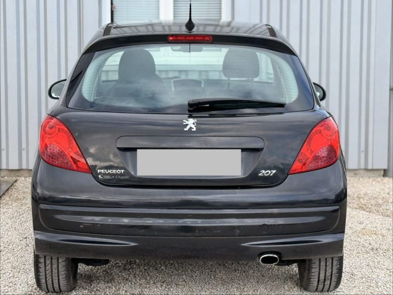 PEUGEOT 207 1.6I 16V 120CV EXECUTIVE BOITE AUTO 2009 111 000KM