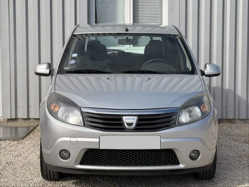 DACIA SANDERO 1.4 MPI 72CV GPL ECO2 BLACKLINE 2010 153 000KM