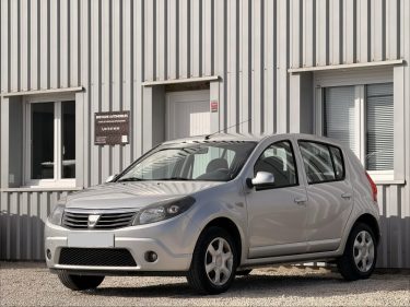 DACIA SANDERO 1.4 MPI 72CV GPL ECO2 BLACKLINE 2010 153 000KM
