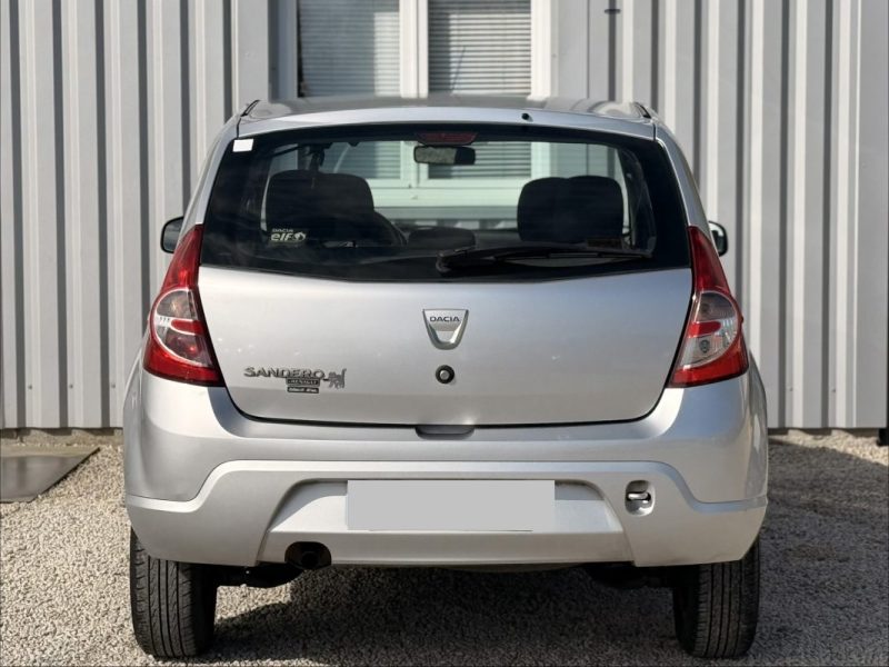 DACIA SANDERO 1.4 MPI 72CV GPL ECO2 BLACKLINE 2010 153 000KM