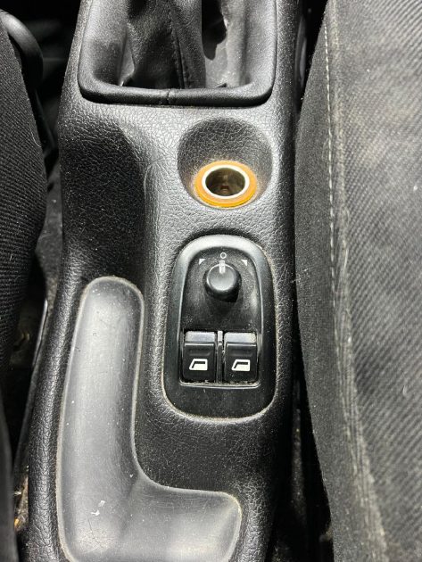 PEUGEOT 206 XR PRESENCE 1.4i 75ch 2003