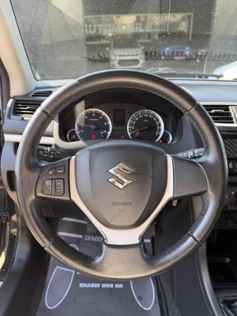 SUZUKI SWIFT 1.2 B-EASY 2013 - 64 099Kms - Distrib ok- Premier Main -Suivit SUZUKI
