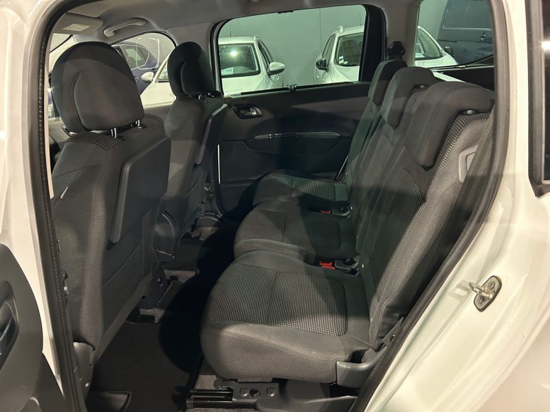 PEUGEOT 5008 PHASE 2 1.2I 12V 130CH 
