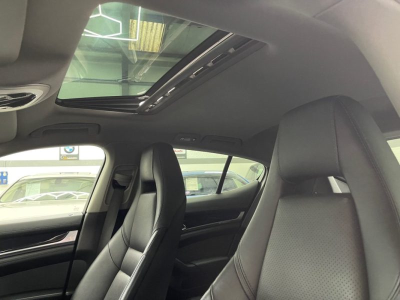 PORSCHE PANAMERA PHASE 2 DIESEL 3.0 V6 250ch PLATINUM EDITION GARANTIE 24 MOIS HISTORIQUE COMPLET 
